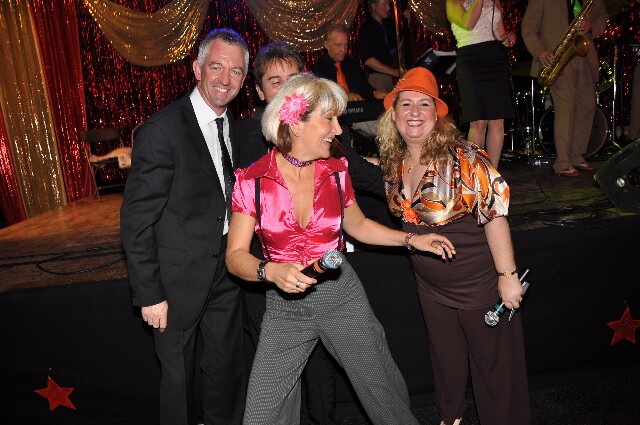 min 2008 11 08 fous swing 195